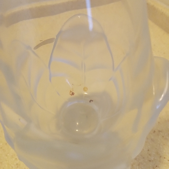 Viking Swung Glass Vase With cabbage Leaf Pattern. - Picture 6 of 6